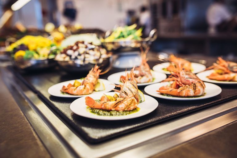 corporate-events-lunch-768x512